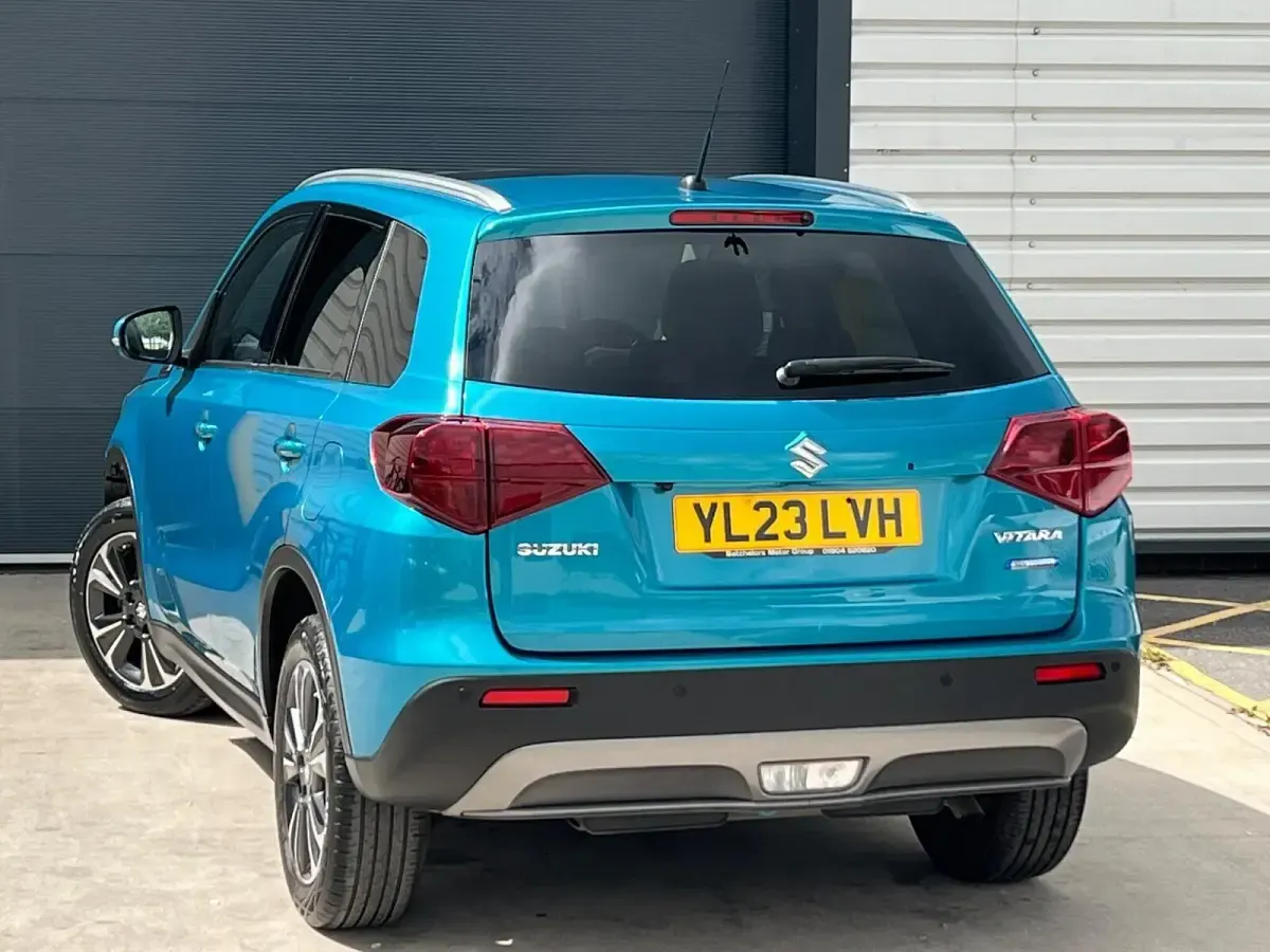 Käytetty Suzuki Vitara SZ5 2023 Katumaasturi