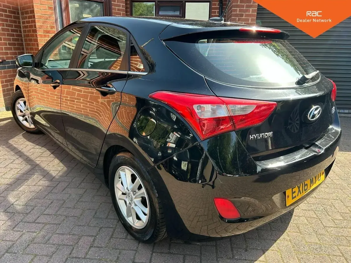 Used Hyundai i30 SE 2016 Black Hatchback