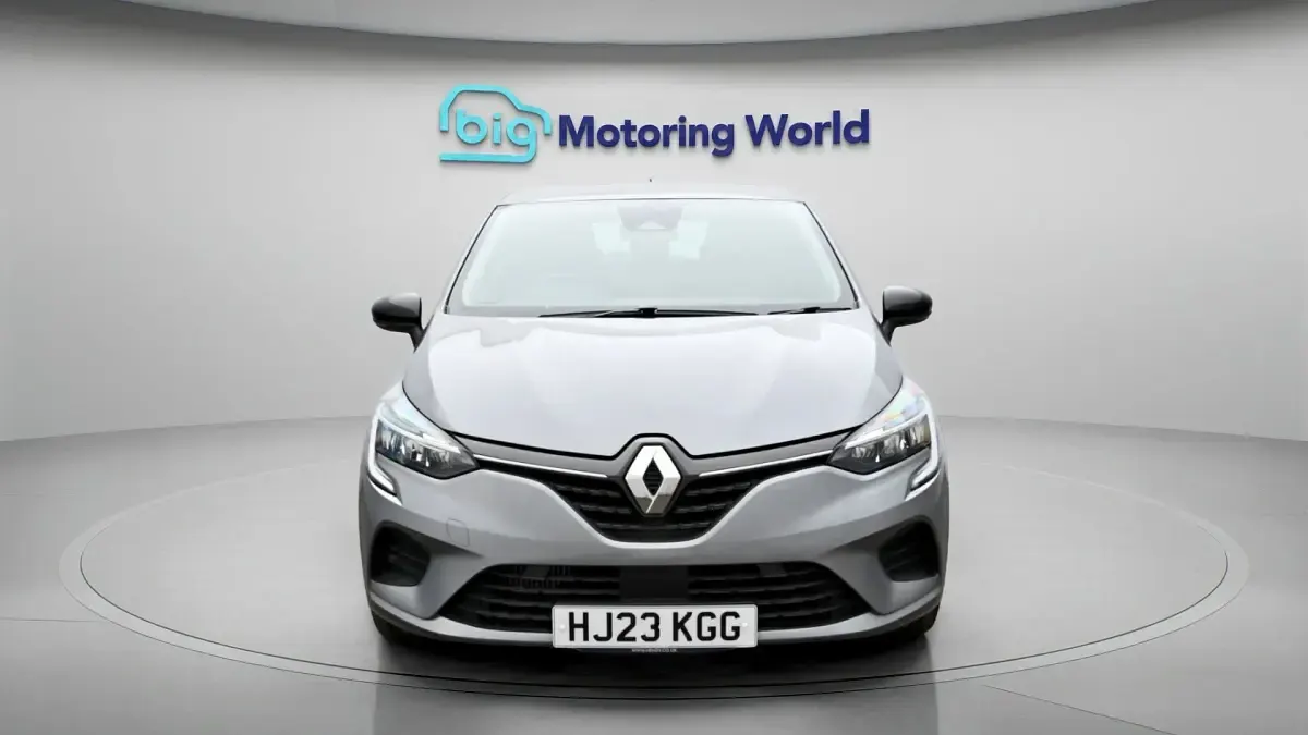 Used Renault Clio Evolution 90 HP (66 kW) 2023 Hatchback