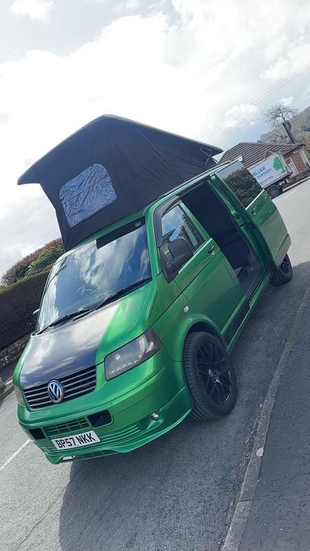 Usado VW Transporter 84 HP (61 kW) 2008 Verde Van