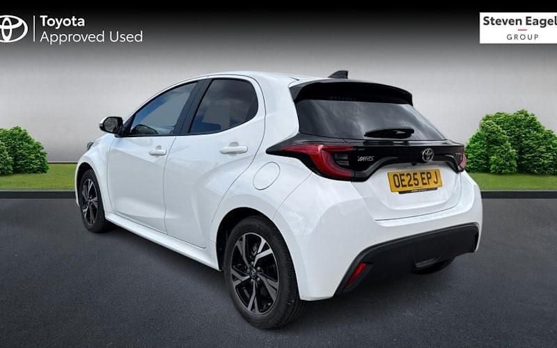 Used Toyota Yaris Hybrid Design 116 HP (85 kW) 2026 Hatchback