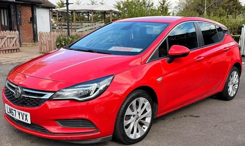 Used Vauxhall Astra 2017 Red Hatchback