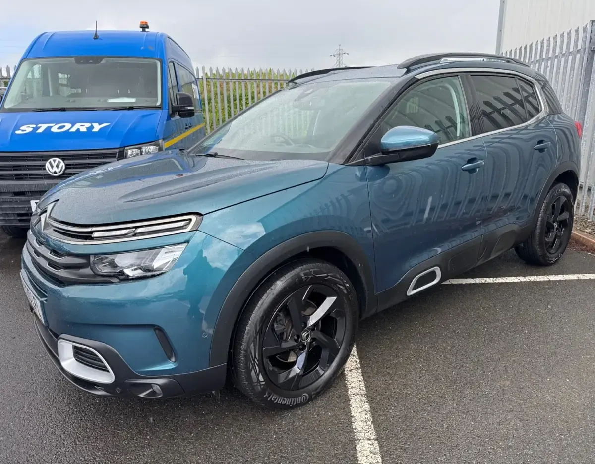 Usado Citroën C5 Flair 2020 Azul Utilitario