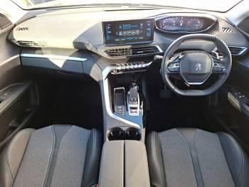 Used Peugeot 3008 Allure 131 HP (96 kW) 2022 Black SUV