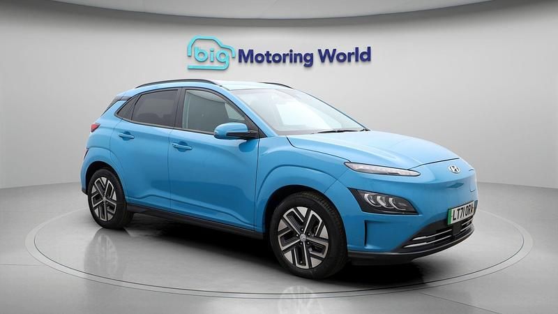 Used Hyundai Kona Premium 150 kW (204 HP) 2021 Blue SUV