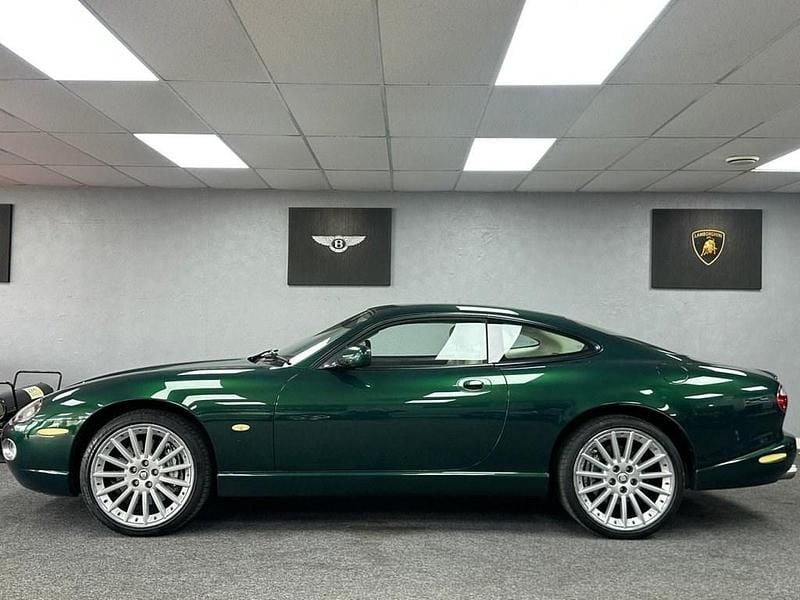 Used Jaguar XK8 300 HP (220 kW) 2005 Green Coupe