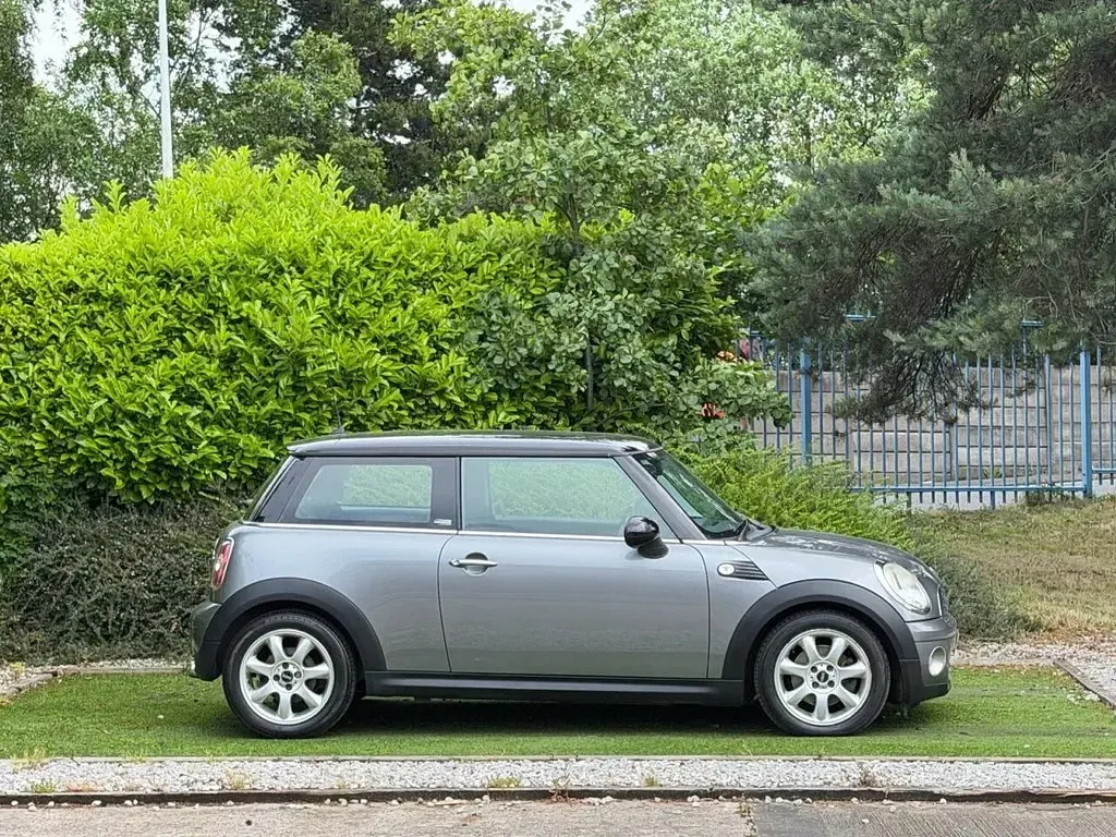 Used Mini Cooper D Hatch 110 HP (80 kW) 2009 Grey Hatchback