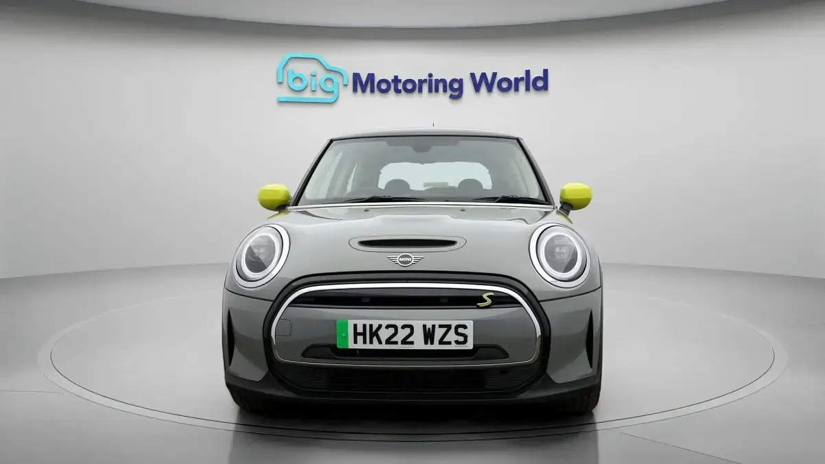 Used Mini Cooper SE Hatch 135 kW (184 HP) 2022 Hatchback