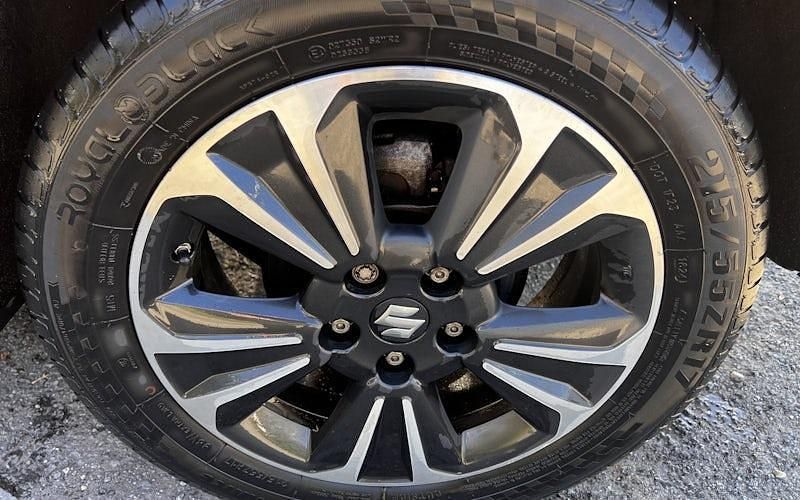 Used Suzuki Vitara SZ5 140 HP (102 kW) 2019 Yellow SUV