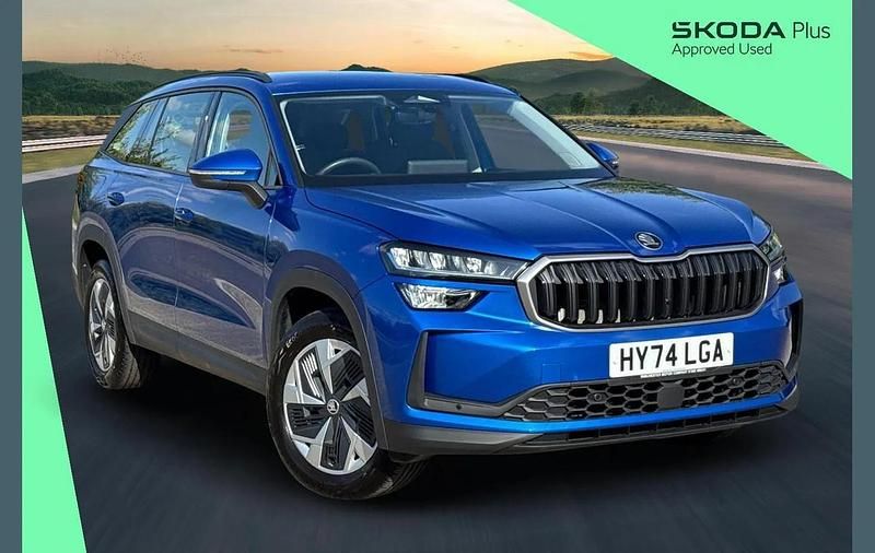 Race blue metallic Used 2024 Skoda Kodiaq SE SUV | £31,840 (Expensive) - Image 1/4