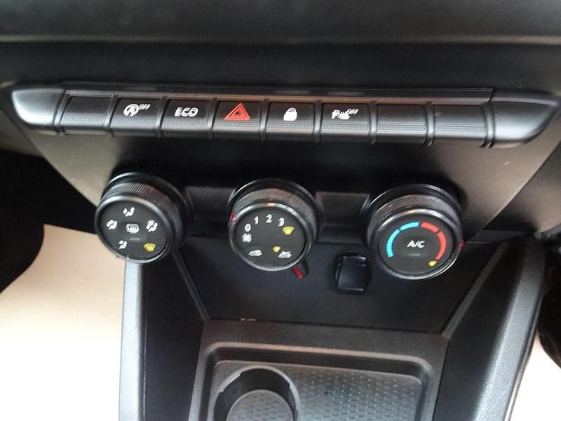 Used Dacia Duster Comfort 100 HP (73 kW) 2019 Grey SUV