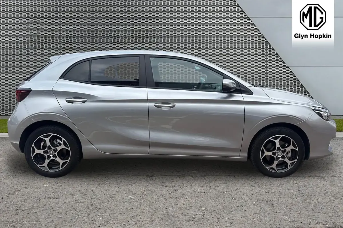 Used MG MG3 Trophy 194 HP (142 kW) 2025 Silver Hatchback