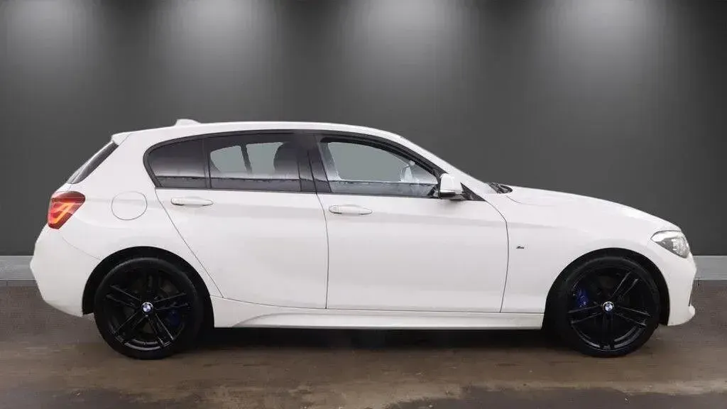 Used BMW 118 M Sport 136 HP (100 kW) 2019 White Hatchback