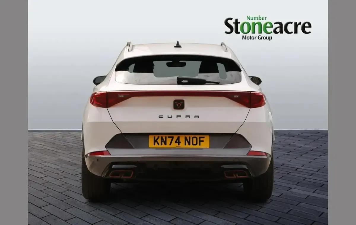 Used Cupra Formentor 204 HP (150 kW) 2024 White SUV