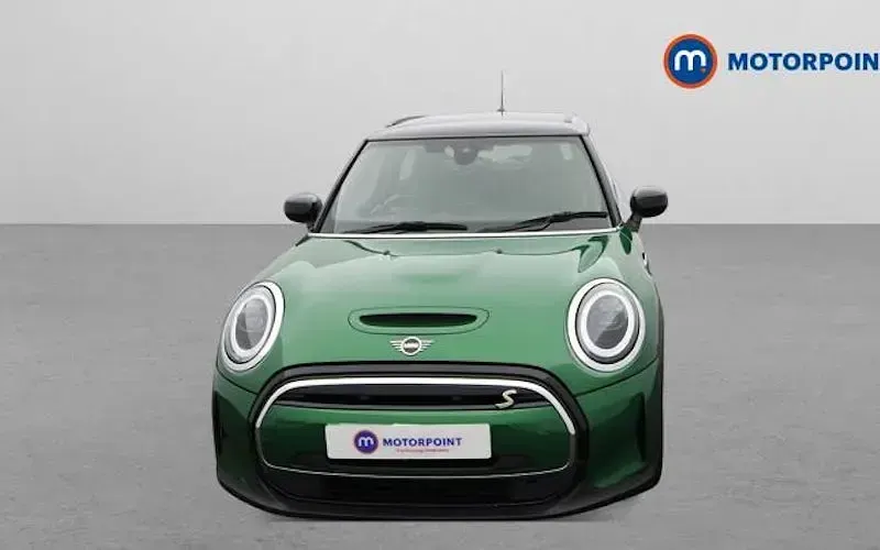 Used Mini Cooper Level 2 135 kW (184 HP) 2023 Hatchback