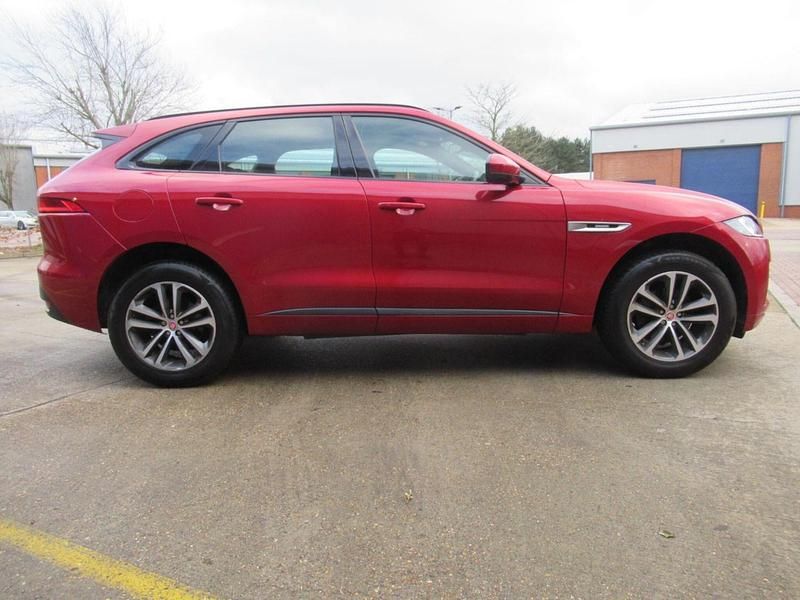 Used Jaguar F-Pace R-Sport 2018 Red SUV