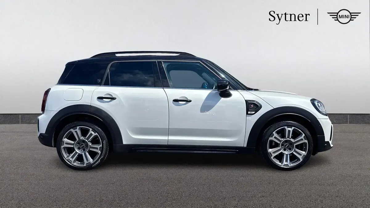 Used Mini Cooper S Countryman Exclusive 176 HP (129 kW) 2023 White SUV