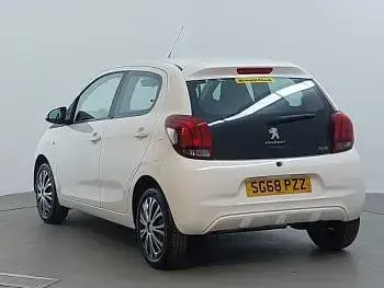 Used Peugeot 108 Active 68 HP (50 kW) 2018 White Hatchback