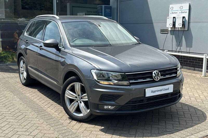Grey Used 2020 VW Tiguan Match SUV | £17,989 (Fair price) - Image 1/4