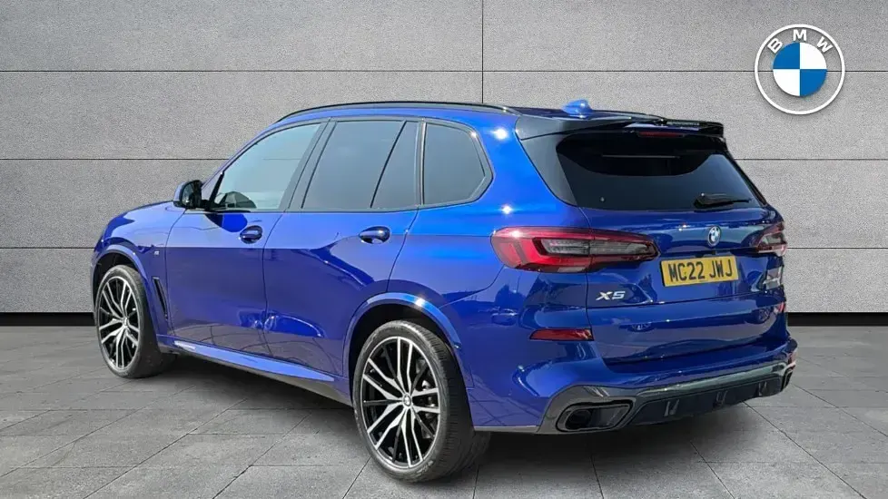 Used BMW X5 M Sport 335 HP (246 kW) 2022 Blue SUV