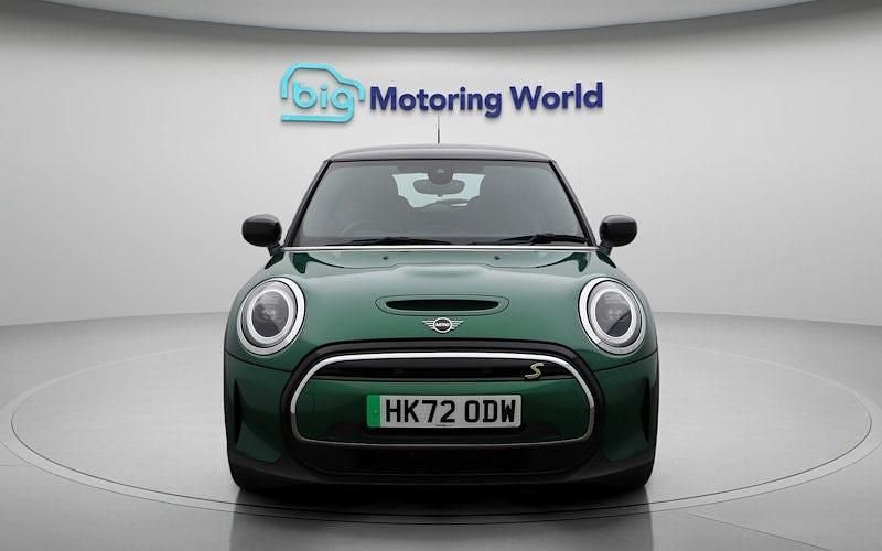 Used Mini Cooper Level 2 135 kW (184 HP) 2023 Hatchback