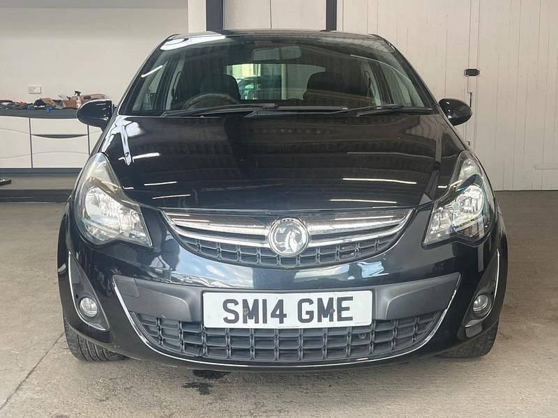 Używany Vauxhall Corsa Edition 100 KM (73 kW) 2014 Czarny Hatchback