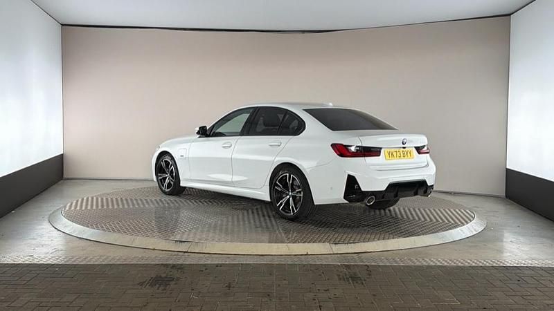 Used BMW 330e M Sport 288 HP (211 kW) 2024 White Sedan
