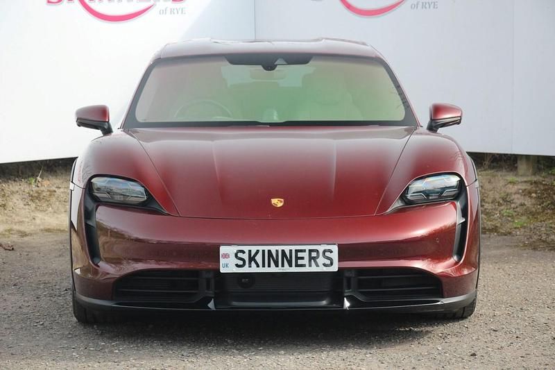 Used Porsche Taycan Cross Turismo 500 kW (680 HP) 2021 Red Estate