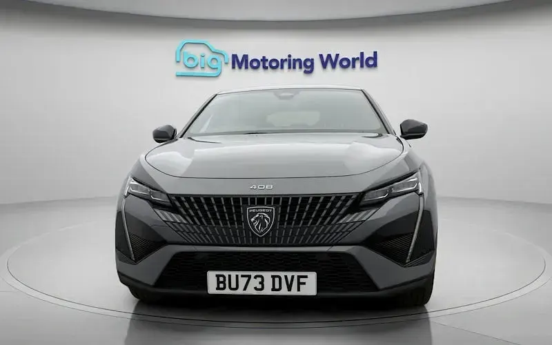 Gebraucht Peugeot 408 GT 131 PS (96 kW) 2024 Grau SUV