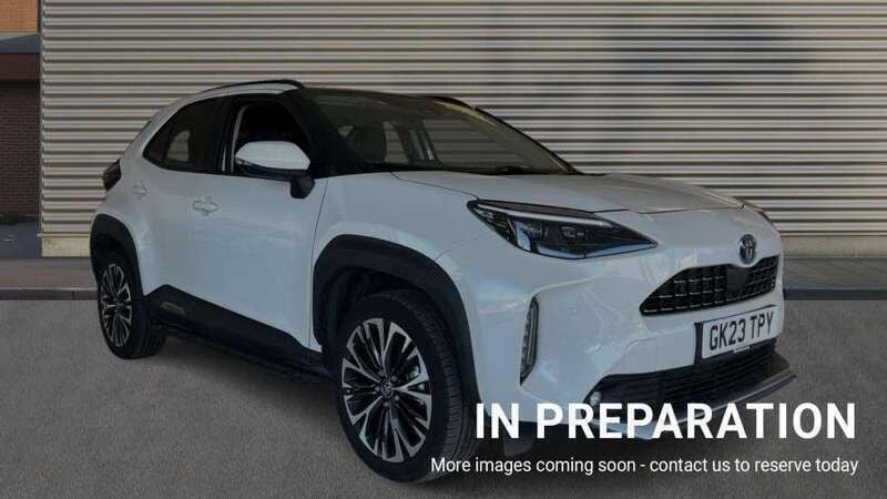White Used 2023 Toyota Yaris Cross SUV | £24,282 (Fair price) - Image 1/4