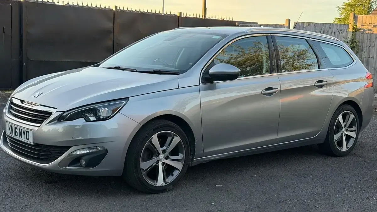 Used Peugeot 308 Allure 2016 Grey Estate