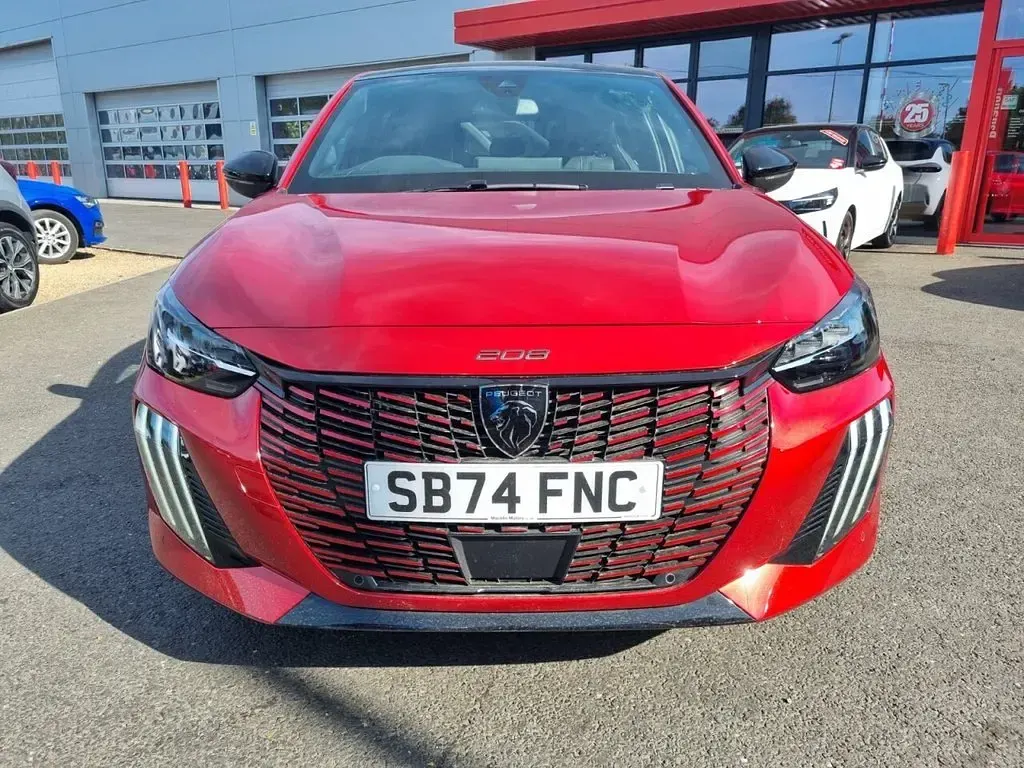 Used Peugeot 208 GT 136 HP (100 kW) 2024 Red Hatchback