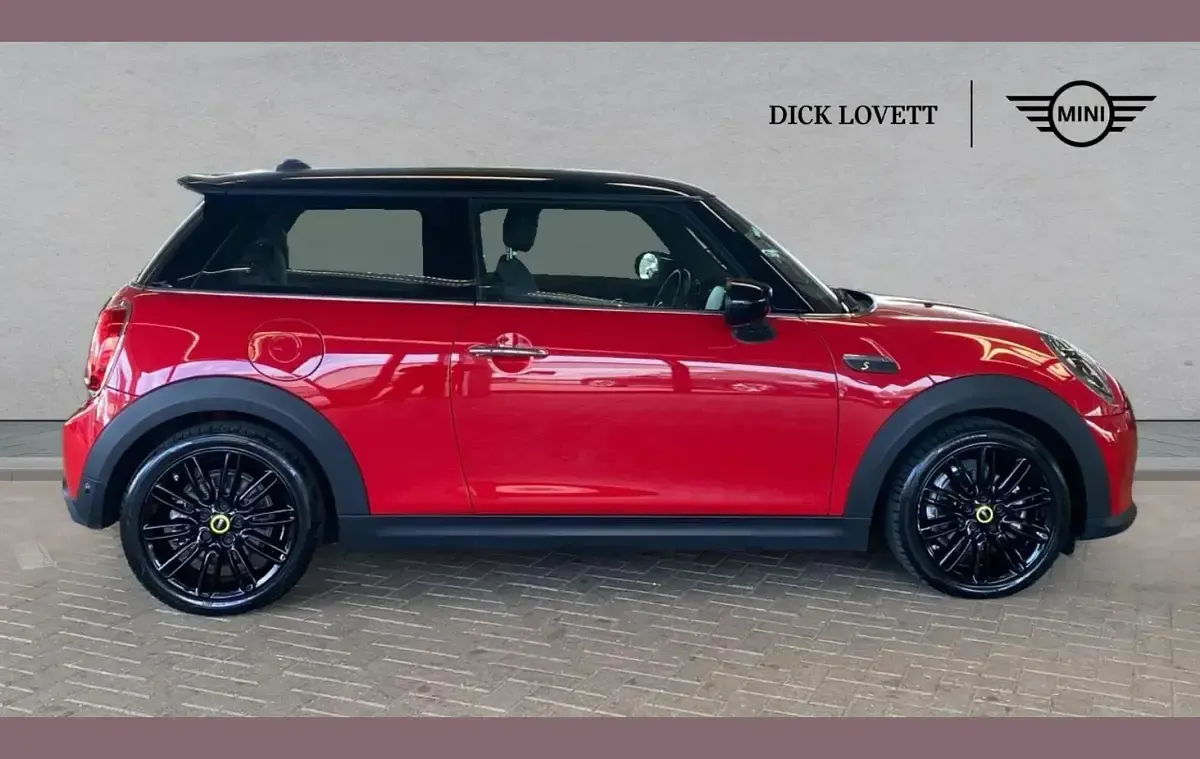 Używany Mini Cooper S Level 2 135 kW (184 KM) 2023 Czerwony Hatchback