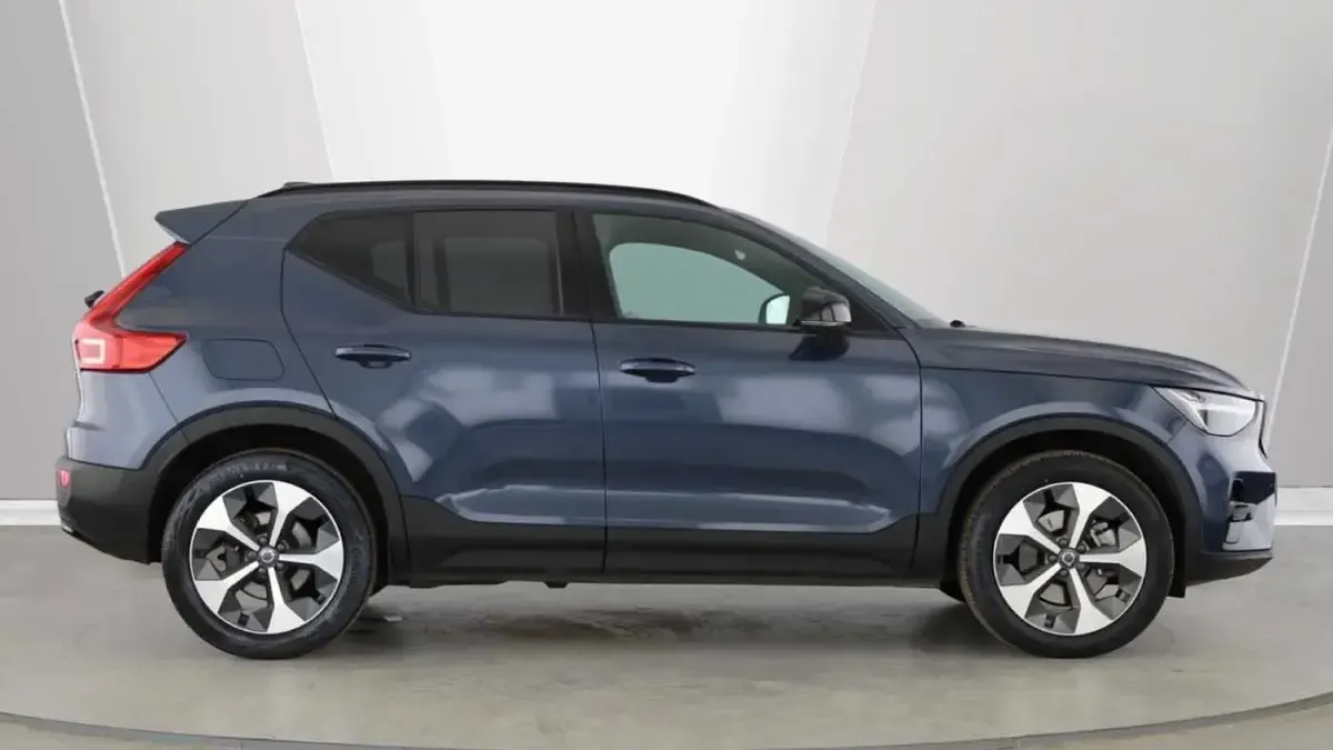 Used Volvo XC40 Plus 194 HP (142 kW) 2026 SUV