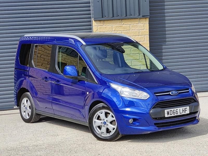 Used Ford Tourneo Connect Titanium 2017 Blue MPV
