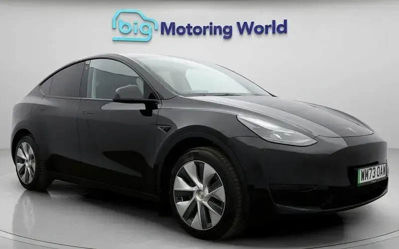 Used Tesla Model Y Standard Range 219 kW (299 HP) 2024 SUV