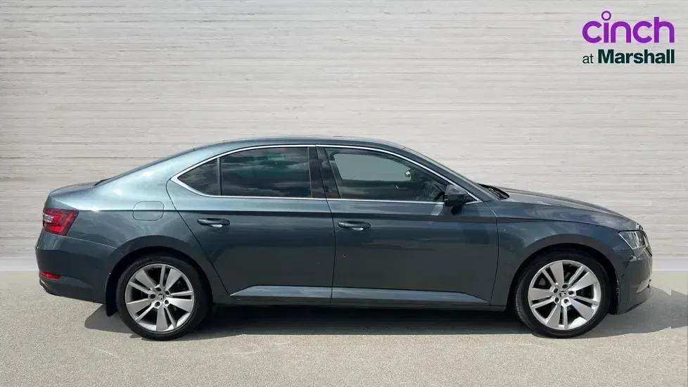 Used Skoda Superb SE L Executive 150 HP (110 kW) 2016 Grey