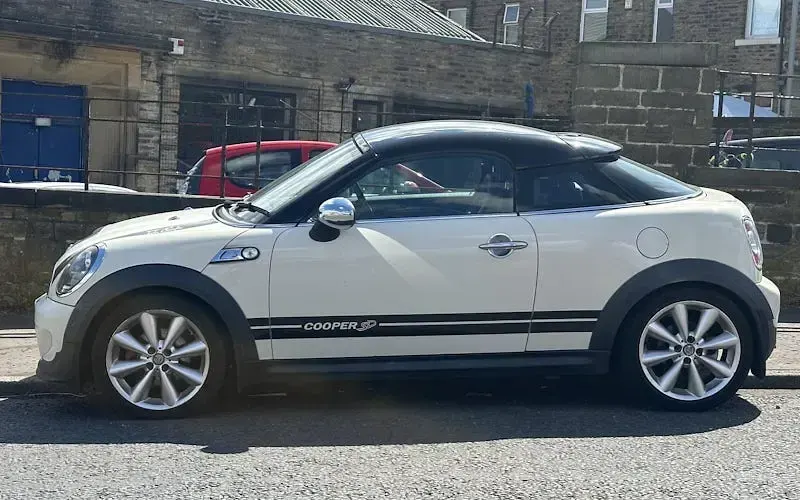 Used Mini Cooper S Coupé 143 HP (105 kW) 2015 White Coupe