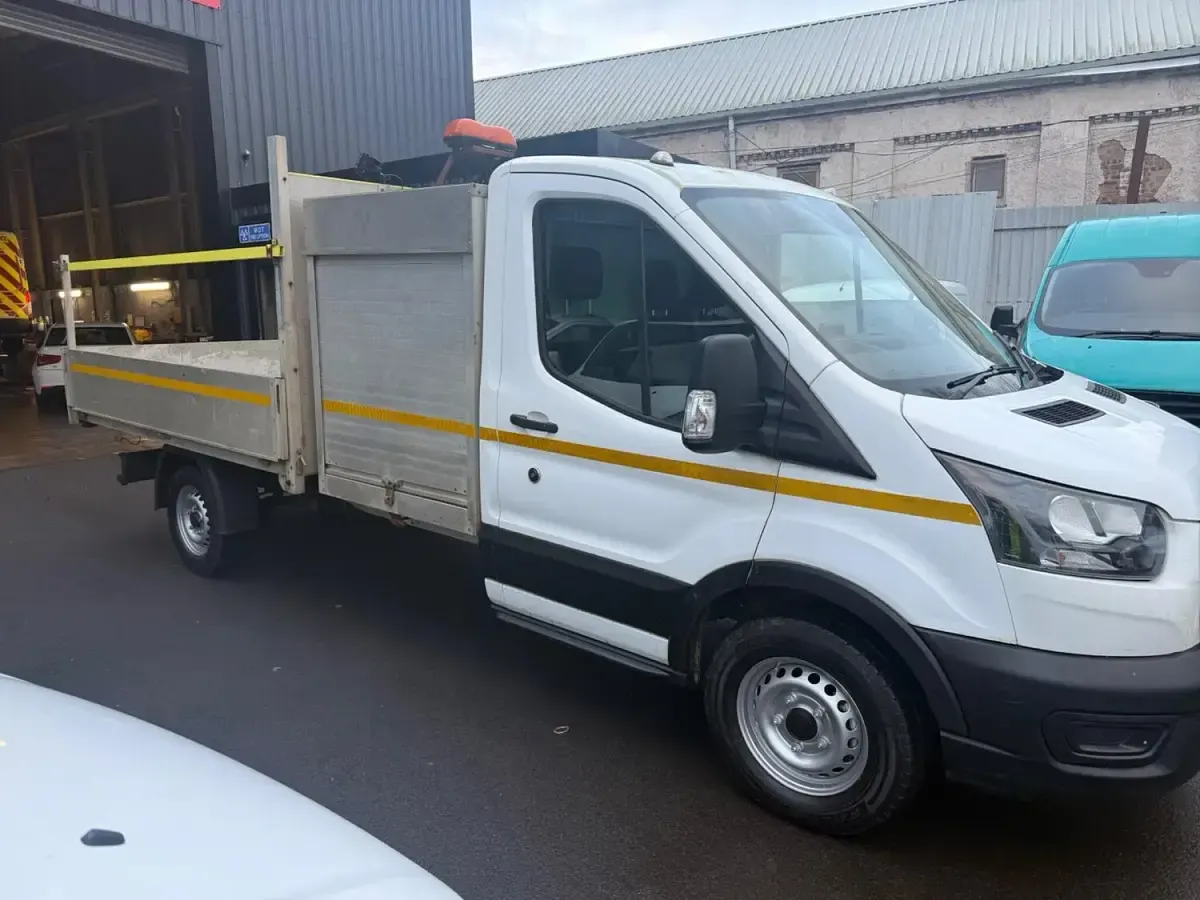 Used Ford Transit S 130 HP (95 kW) 2021 White Van