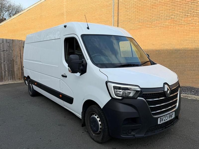 Used Renault Master 2023 White MPV