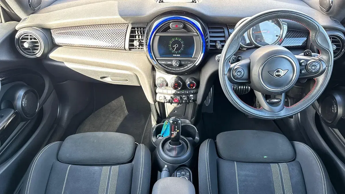 Begagnad Mini Cooper S Hatch 189 HK (139 kW) 2020 Blå Halvkombi