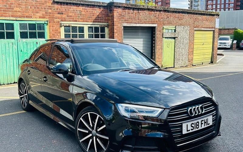 Begagnad Audi A3 Black Edition 150 HK (110 kW) 2018 Sedan
