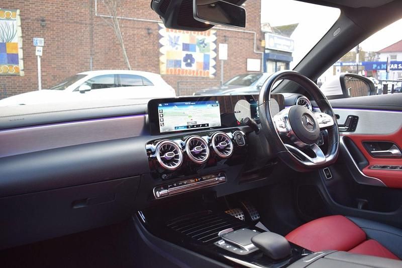 Used Mercedes CLA180 AMG Line Premium Plus 136 HP (100 kW) 2020 White Sedan