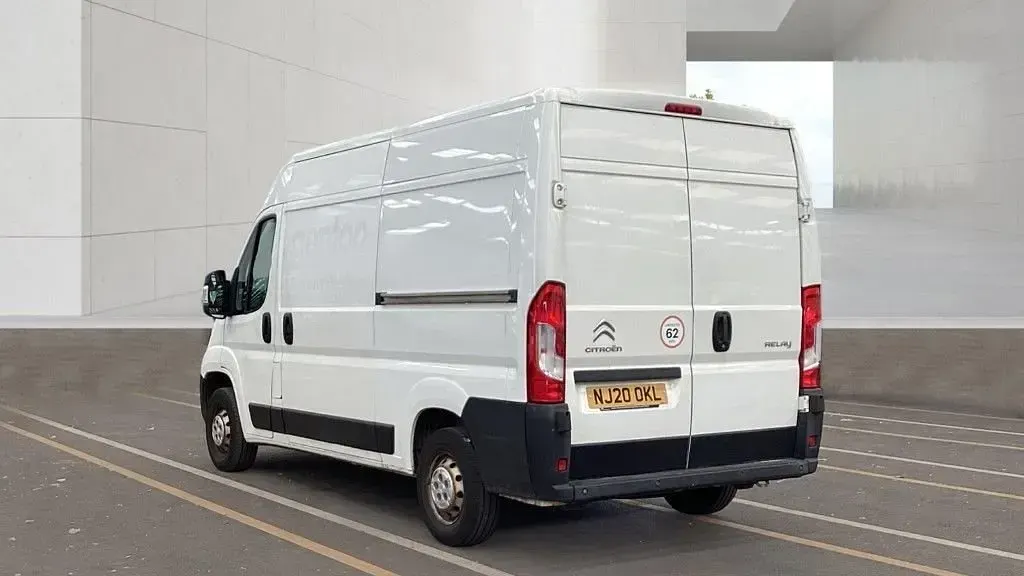 Used Citroën Relay 140 HP (102 kW) 2020 White Van