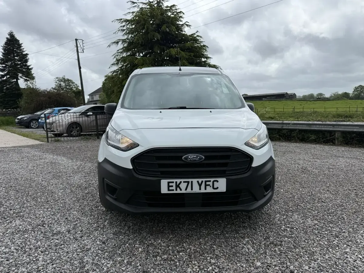 Used Ford Transit Connect 100 HP (73 kW) 2021 White MPV