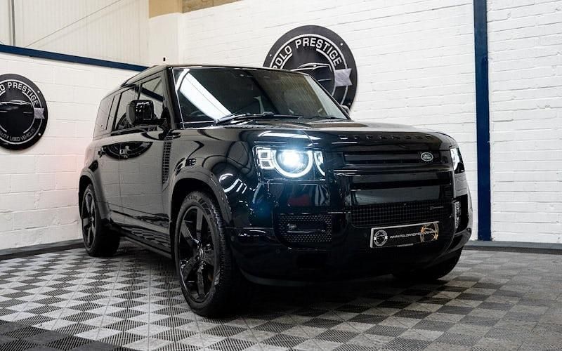 Used Land Rover Defender HSE Dynamic 300 HP (220 kW) 2024 SUV