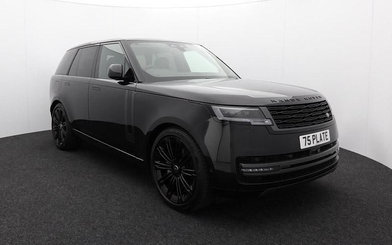 New 2026 Land Rover Range Rover SE SUV | £113,625 (A bit pricey) - Image 1/4