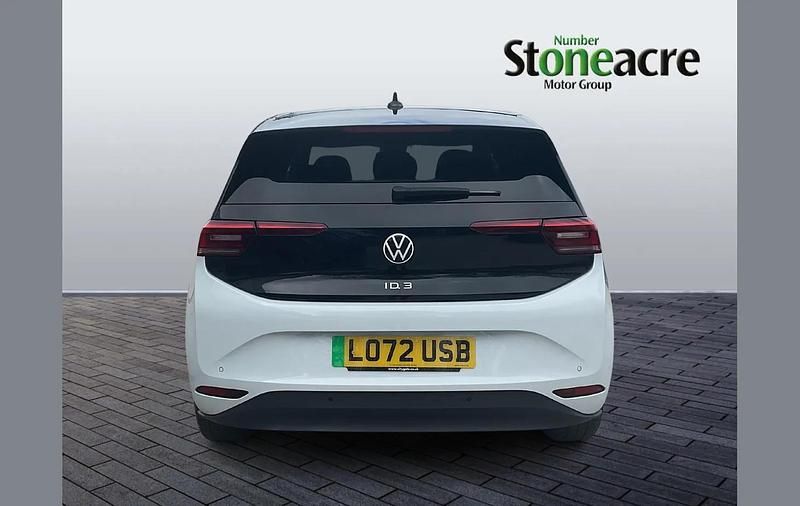Used VW ID.3 Pro 106 kW (145 HP) 2022 White Hatchback