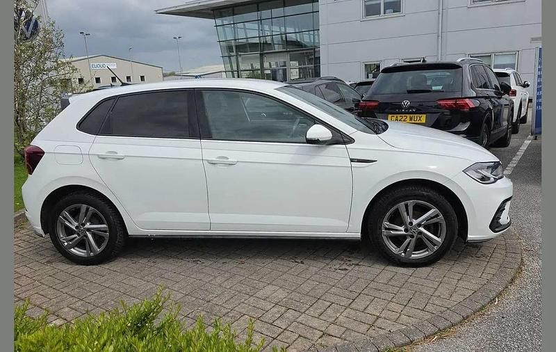 Used VW Polo R-line 95 HP (69 kW) 2022 White Hatchback