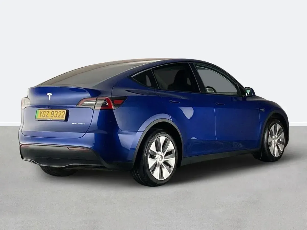 Used Tesla Model Y Long Range AWD 378 kW (514 HP) 2023 Blue SUV